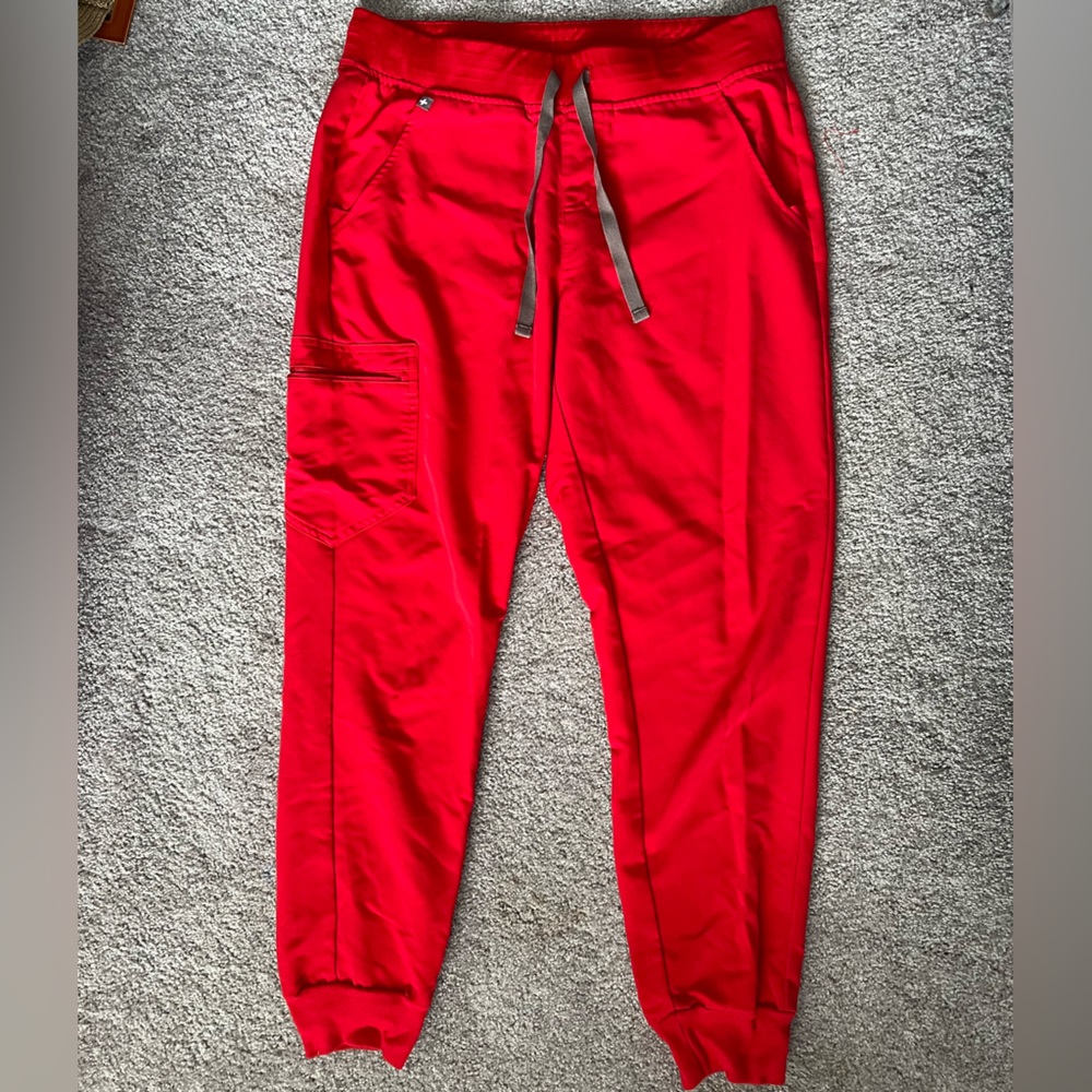 Pop red Figs Zamora jogger scrub pants